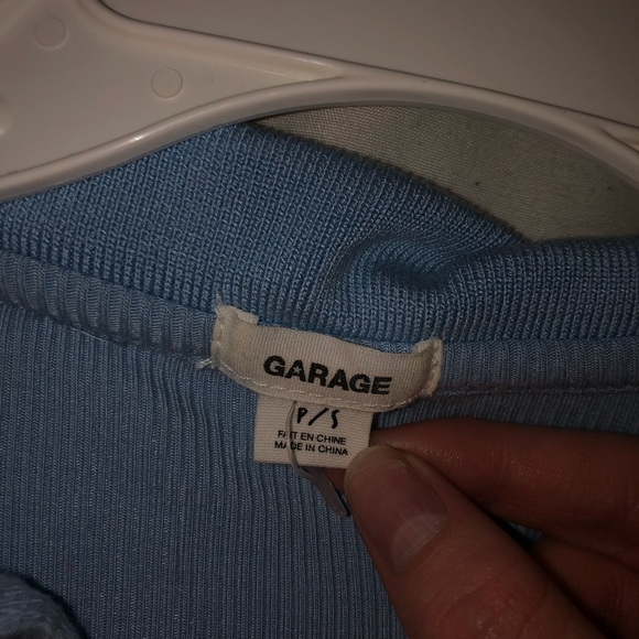 Blue Cropped Collared Shirt - Picture 3 of 3